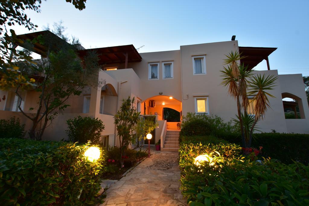 Flisvos Rooms Палиохора Екстериор снимка